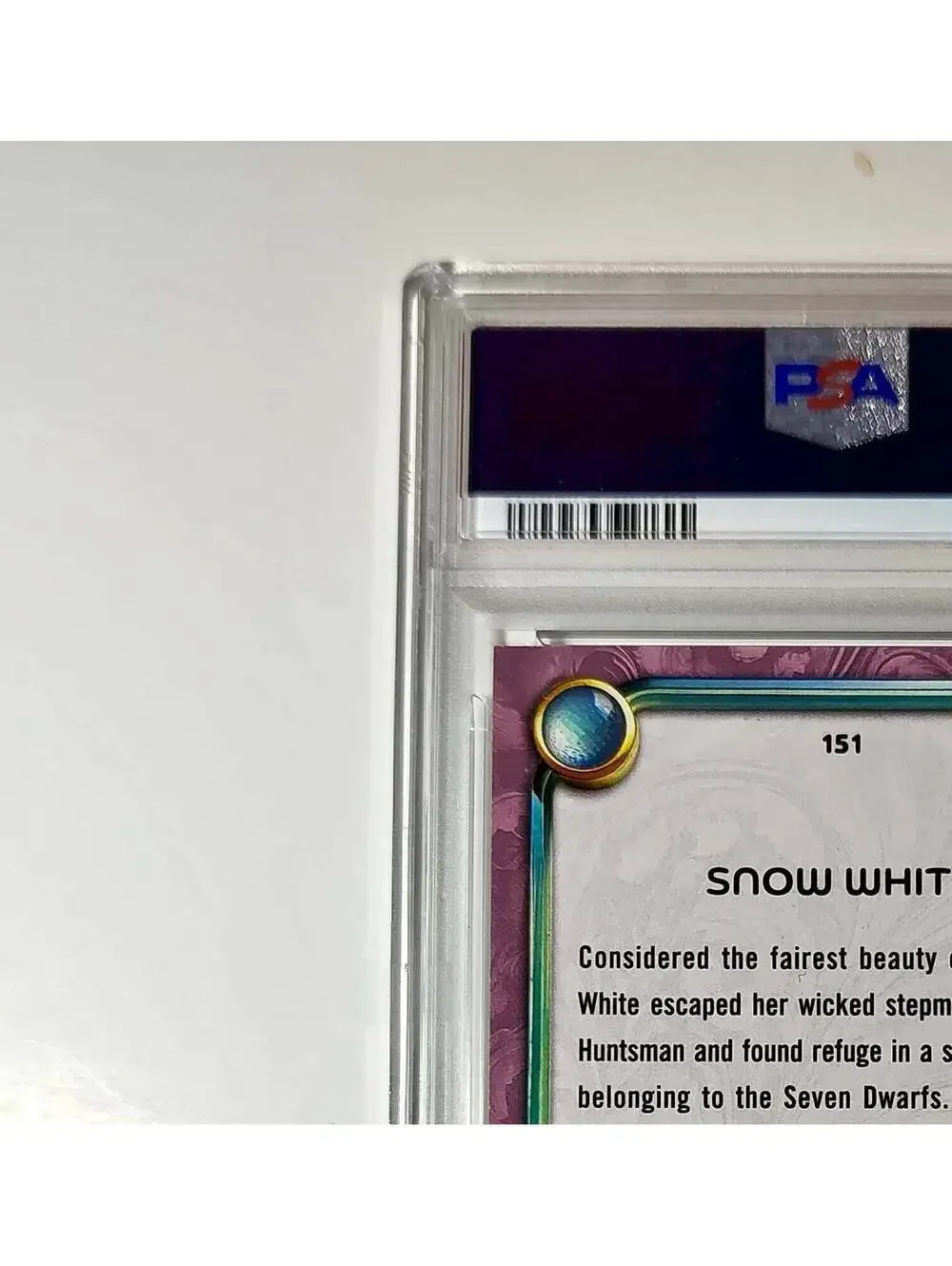 Snow White  2025 Topps Disney Cartoon Princess #151 Card PSA 8